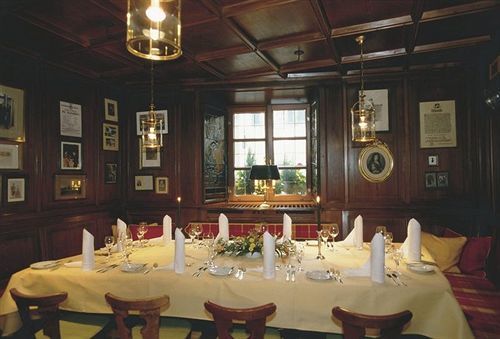 Hotel Deidesheimer Hof 5*
